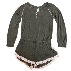 Honeydew Intimates Gray and Pink‎ Lace Trim Soft Romper Size M